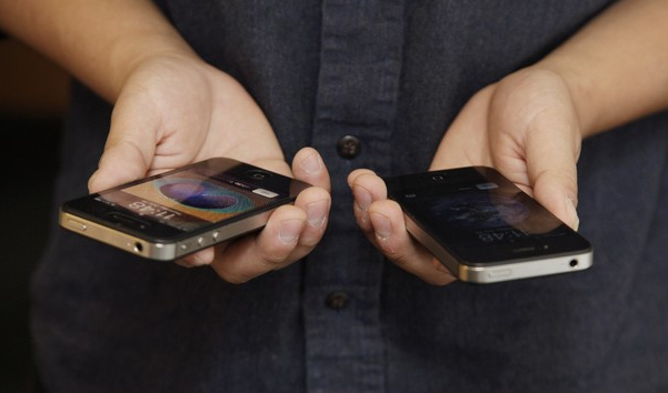 iPhone for Other Hand - The Onion